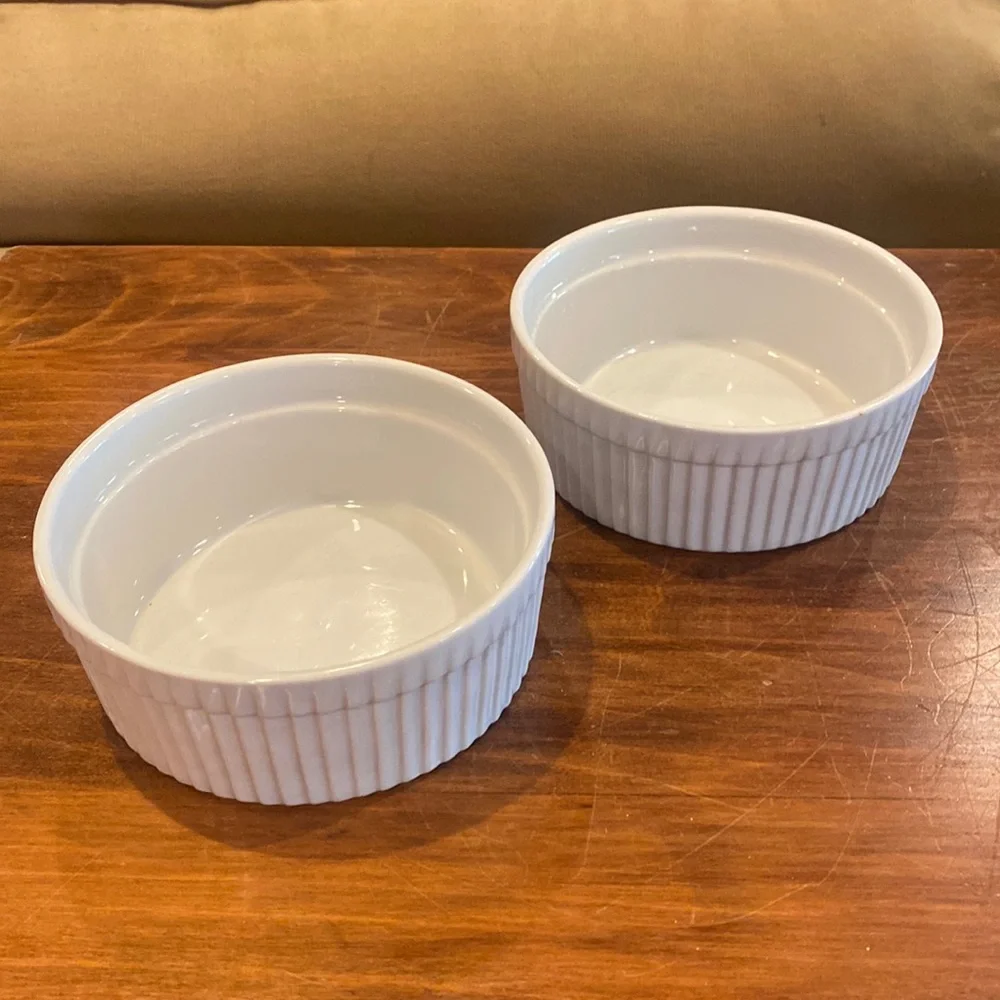 New! Sur La Table Everyday White Ramekins Set of 2 Fluted Unused